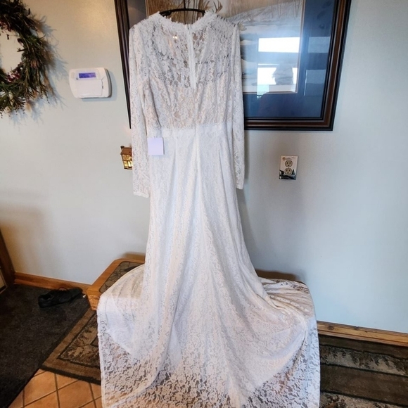 Lulu's White Laced Lined Maxi Sz. L Dress Event Wedding - Picture 6 of 16